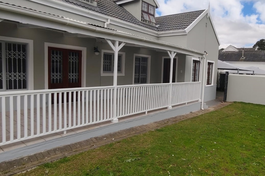 To Let 4 Bedroom Property for Rent in Heather Park Western Cape